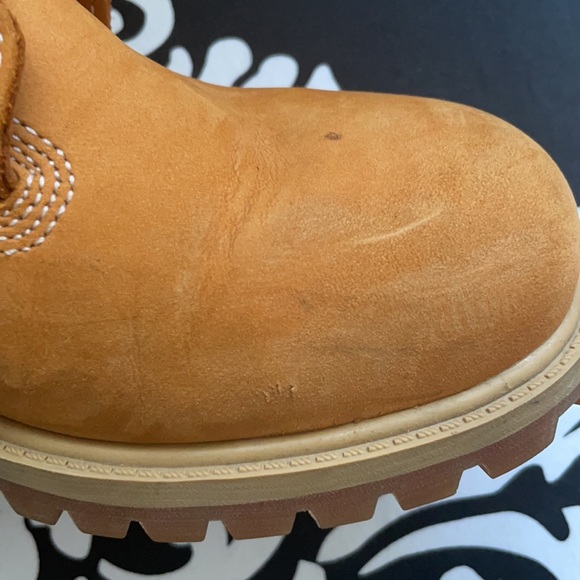 Timberland 6 inch Premium “wheat” boot - Picture 13 of 17